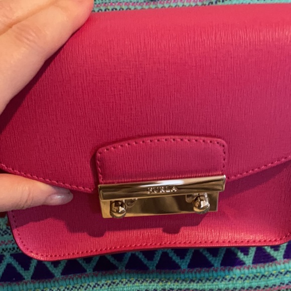 FURLA Mini Julia Pink long gold chain crossbody NWOT never Carried 💖 - Picture 5 of 9